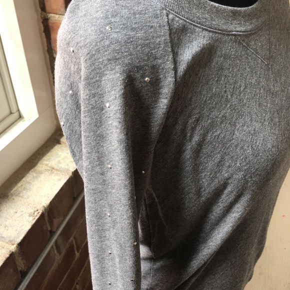 VS sweatshirt - Picture 2 of 3